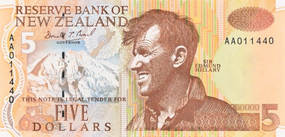 НОВАЯ ЗЕЛАНДИЯ 5 ДОЛЛАРОВ (PMG-GRADE 65) 3
